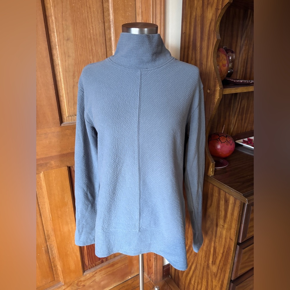 RBX Women's Blue Cowl Neck Athletic Top M